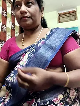 Snapshot of papukurty chatting on 20, 4, 2026 papukurty online show from 20, 4, 2026