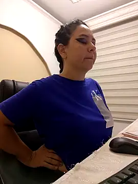 Abbyjoness21 online show from 24, 10, 2025