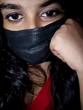 Snapshot of umairahaasan_1 chatting on 17, 9, 2025 umairahaasan 1 online show from 17, 9, 2025