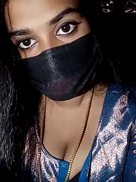 Snapshot of umairahaasan_1 chatting on 20, 9, 2025 umairahaasan 1 online show from 20, 9, 2025