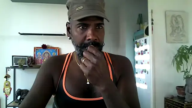 Snapshot of frenchblackc31 chatting on 14, 10, 2025 frenchblackc31 online show from 14, 10, 2025