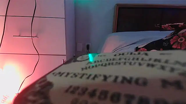 Snapshot of SatiroyNinfa chatting on 1, 12, 2025 SatiroyNinfa online show from 1, 12, 2025