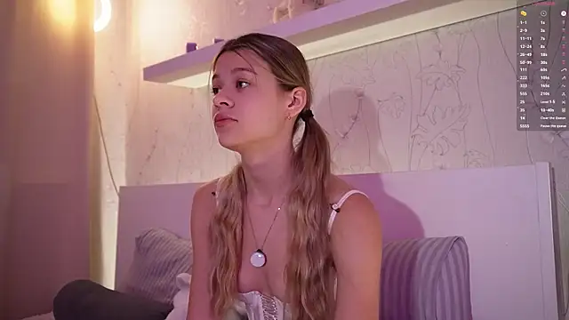 Snapshot of AnneVerity chatting on 27, 9, 2025 AnneVerity online show from 27, 9, 2025