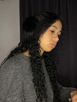 jadee8 online show from 13, 3, 2026