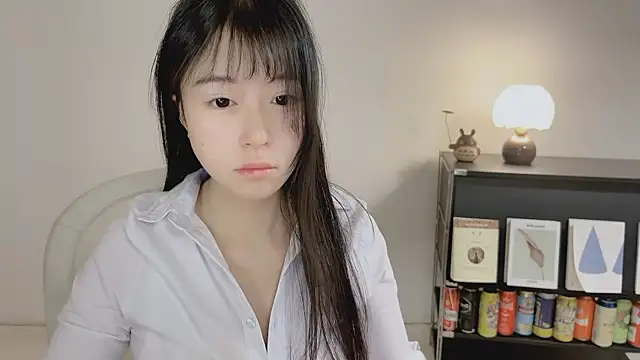 Snapshot of Onechestnut chatting on 16, 5, 2026 Onechestnut online show from 16, 5, 2026
