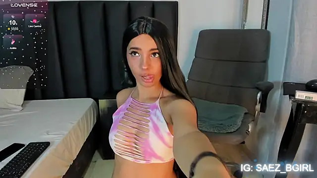Snapshot of BarbieGirl_xx chatting on 11, 10, 2025 BarbieGirl xx online show from 11, 10, 2025