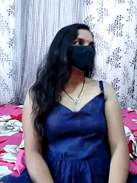 Snapshot of Lalitha-1995 chatting on 23, 12, 2025 Lalitha-1995 online show from 23, 12, 2025