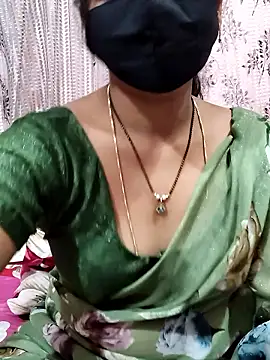 Snapshot of Lalitha-1995 chatting on 6, 1, 2026 Lalitha-1995 online show from 6, 1, 2026