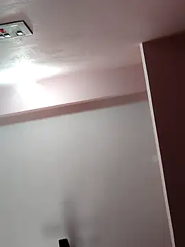 Snapshot of Lalitha-1995 chatting on 1, 3, 2026 Lalitha-1995 online show from 1, 3, 2026