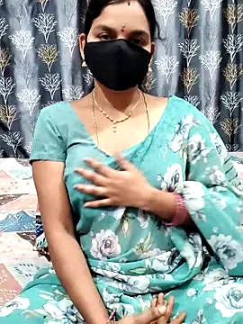 Snapshot of Lalitha-1995 chatting on 15, 3, 2026 Lalitha-1995 online show from 15, 3, 2026