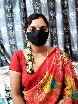 Snapshot of Lalitha-1995 chatting on 20, 3, 2026 Lalitha-1995 online show from 20, 3, 2026