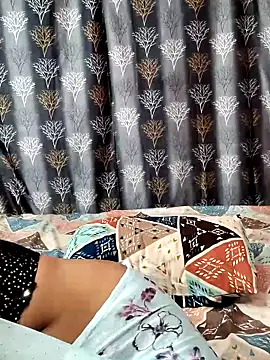 Snapshot of Lalitha-1995 chatting on 21, 3, 2026 Lalitha-1995 online show from 21, 3, 2026