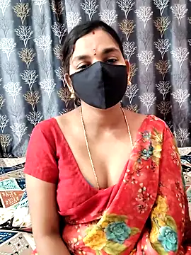 Snapshot of Lalitha-1995 chatting on 29, 3, 2026 Lalitha-1995 online show from 29, 3, 2026