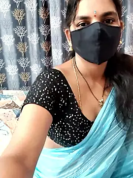 Snapshot of Lalitha-1995 chatting on 6, 4, 2026 Lalitha-1995 online show from 6, 4, 2026