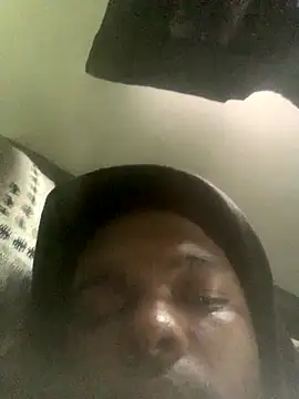 Snapshot of sneakdalink chatting on 14, 11, 2025 sneakdalink online show from 14, 11, 2025