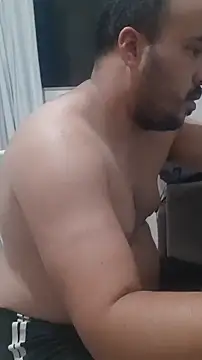 Snapshot of Urso_Nerd chatting on 28, 10, 2025 Urso Nerd online show from 28, 10, 2025