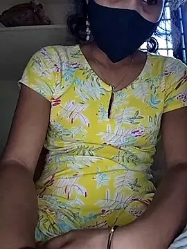 Snapshot of ranisanthutelugu chatting on 30, 10, 2025 ranisanthutelugu online show from 30, 10, 2025