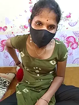 Snapshot of ranisanthutelugu chatting on 15, 11, 2025 ranisanthutelugu online show from 15, 11, 2025