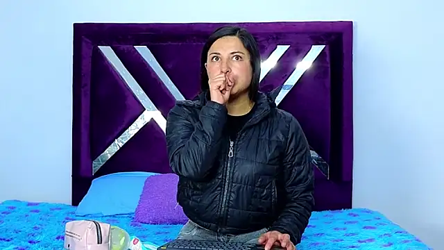 cuteeimy online show from 31, 10, 2025