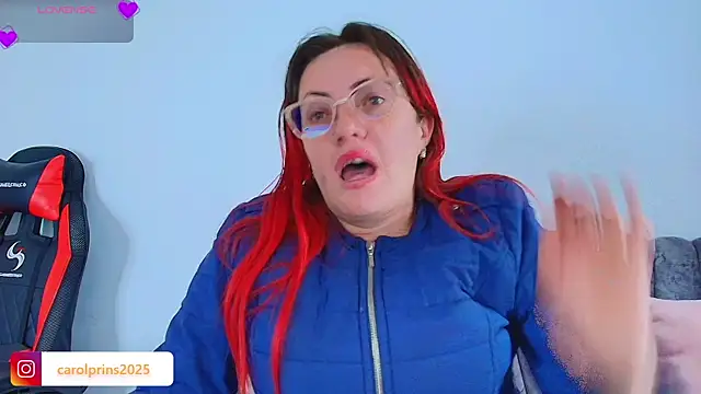 carolinhe  online show from 15, 10, 2025