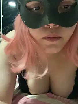 loveloly  online show from 29, 3, 2026