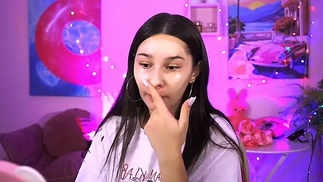 Snapshot of KimClarks_ chatting on 15, 9, 2025 KimClarks  online show from 15, 9, 2025