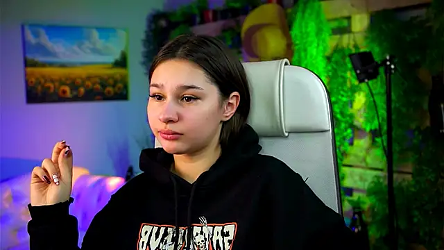 Snapshot of KimClarks_ chatting on 9, 2, 2026 KimClarks online show from 9, 2, 2026