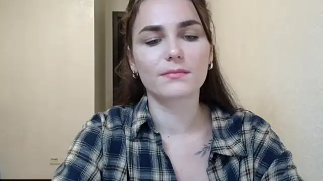 Silviaa a online show from 8, 10, 2025