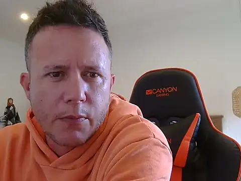 TroyDieselXXX online show from 25, 3, 2026