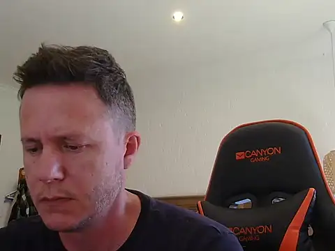 TroyDieselXXX online show from 29, 3, 2026