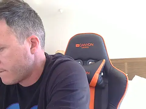 TroyDieselXXX online show from 4, 4, 2026