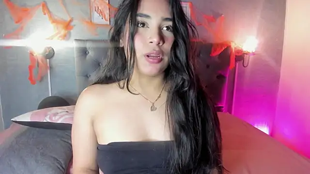 Snapshot of GiannaSlimJB chatting on 11, 10, 2025 GiannaSlimJB online show from 11, 10, 2025