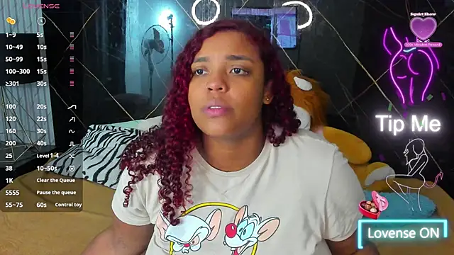 Alaia Gutierrez online show from 9, 11, 2025