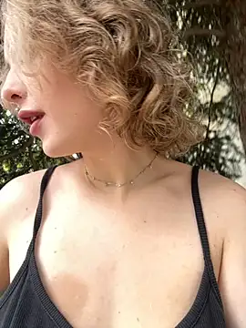 KellyKeler online show from 19, 9, 2025