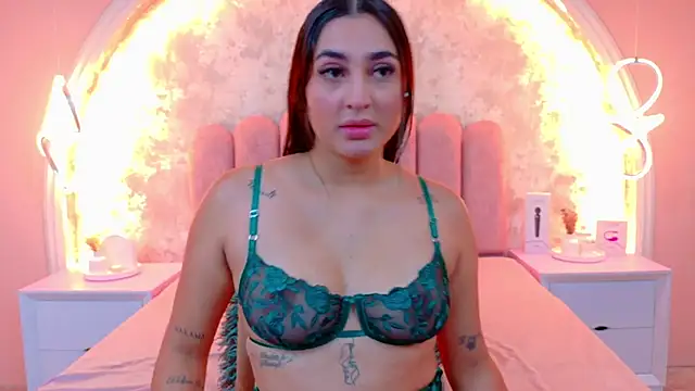 JasmineRhodes online show from 14, 11, 2025