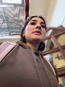 JasmineRhodes online show from 16, 4, 2026