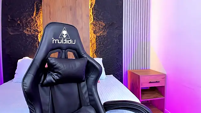 kitty sweeety  online show from 27, 9, 2025