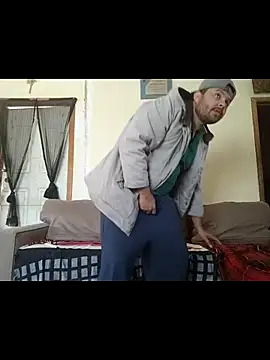 Snapshot of Todasmias420 chatting on 5, 12, 2025 Todasmias420 online show from 5, 12, 2025