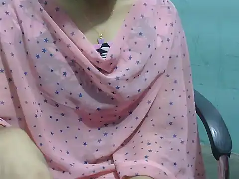 Snapshot of lovely_soniya chatting on 12, 11, 2025 lovely soniya online show from 12, 11, 2025