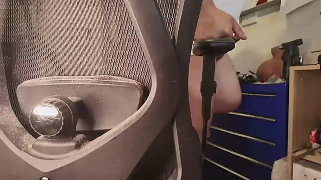 Snapshot of ozmsg chatting on 16, 12, 2025 ozmsg online show from 16, 12, 2025