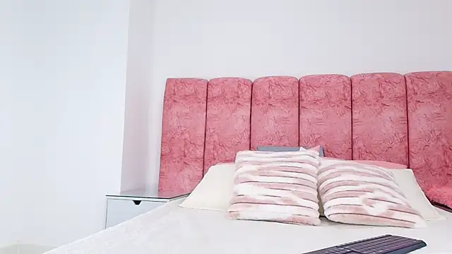 emmacurvy online show from 13, 11, 2025