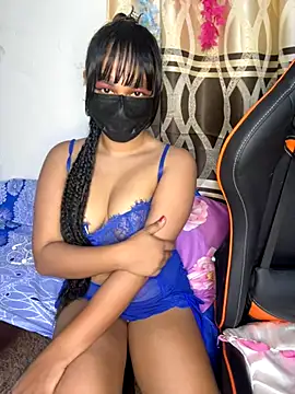 Ariana  Marie online show from 17, 11, 2025