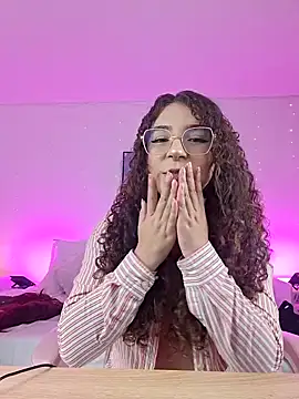 Snapshot of hannacutegod chatting on 19, 9, 2025 hannacutegod online show from 19, 9, 2025