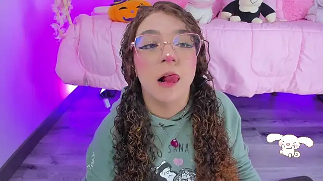 Snapshot of hannacutegod chatting on 3, 10, 2025 hannacutegod online show from 3, 10, 2025