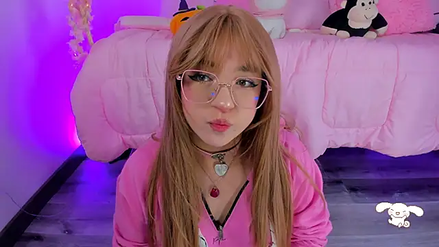 Snapshot of hannacutegod chatting on 6, 10, 2025 hannacutegod online show from 6, 10, 2025