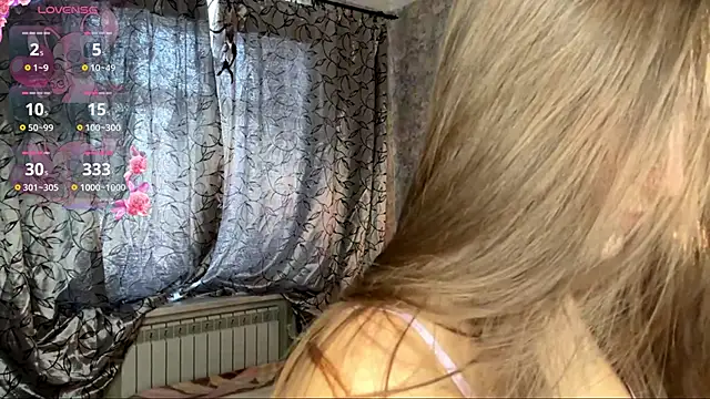 LoraDavi online show from 11, 2, 2026