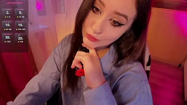 Sserendipityy online show from 10, 4, 2026