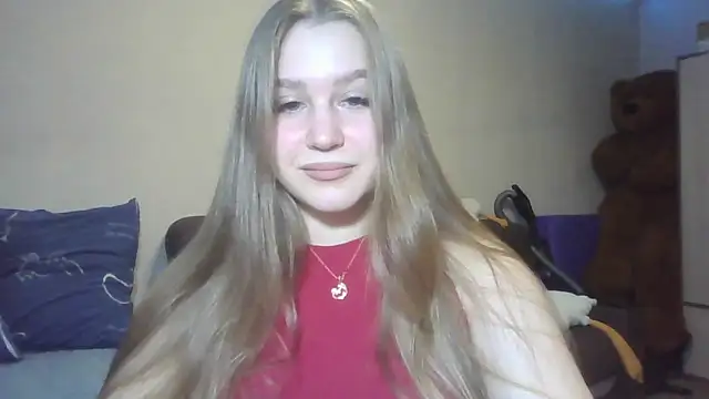 Snapshot of yourhoney_Lola_ chatting on 19, 10, 2025 yourhoney Lola online show from 19, 10, 2025