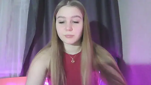 Snapshot of yourhoney_Lola_ chatting on 25, 11, 2025 yourhoney Lola online show from 25, 11, 2025