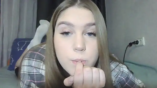 Snapshot of yourhoney_Lola_ chatting on 29, 11, 2025 yourhoney Lola online show from 29, 11, 2025